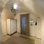 Casa Di Vincenzo Apartment *