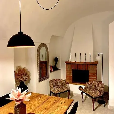 Casa Di Vincenzo * Airole