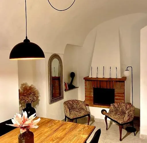 Casa Di Vincenzo * Airole