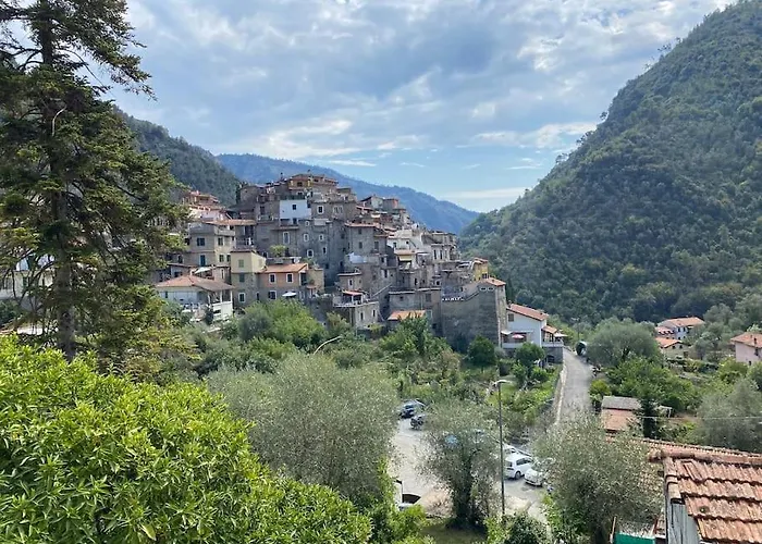 Casa Di Vincenzo Airole